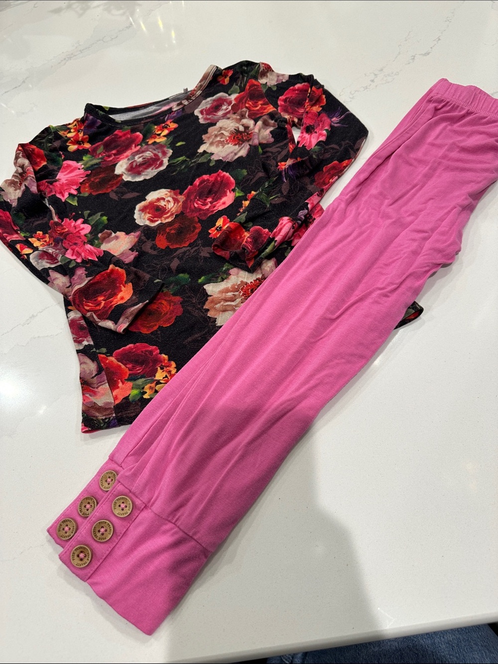 Posh Peanut x Alice & Olivia Girls Midnight Rose Long Sleeve and pink leggings 6